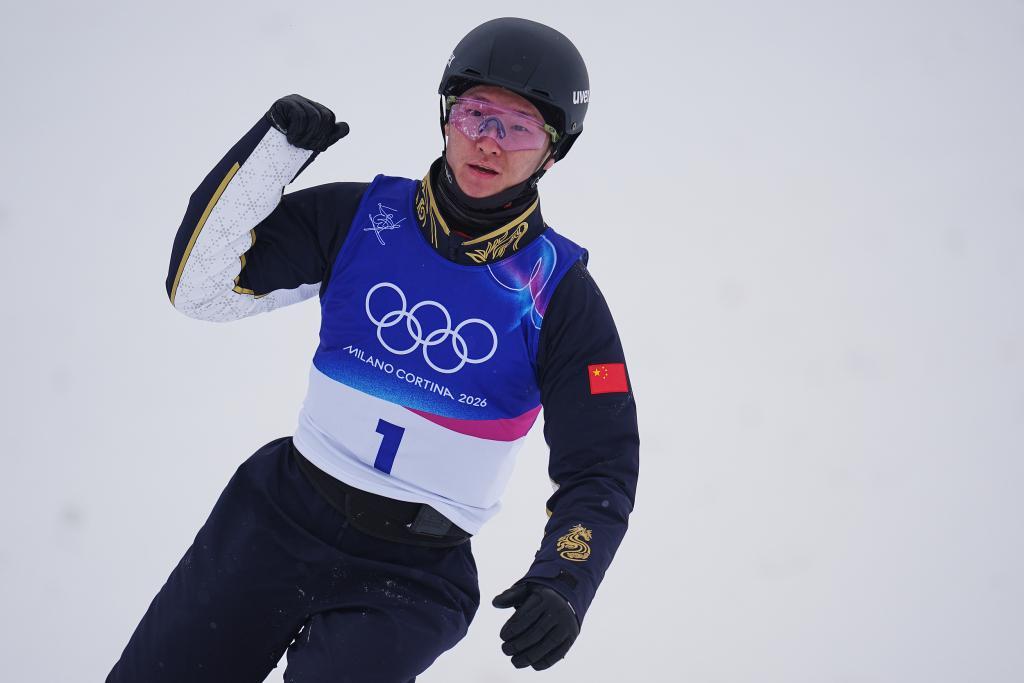 一步之差未能站上领奖台，孙佳旭的米兰之路依然够精彩